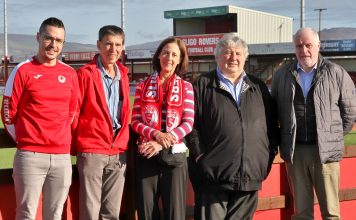 Daughter travels 17,000km for information about her father